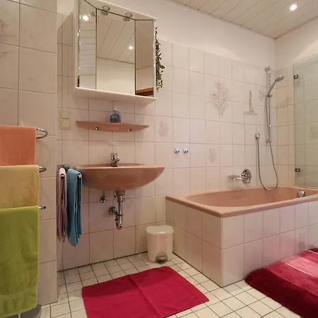 Апартаменты Ferienwohnung Haus Karlsbad *